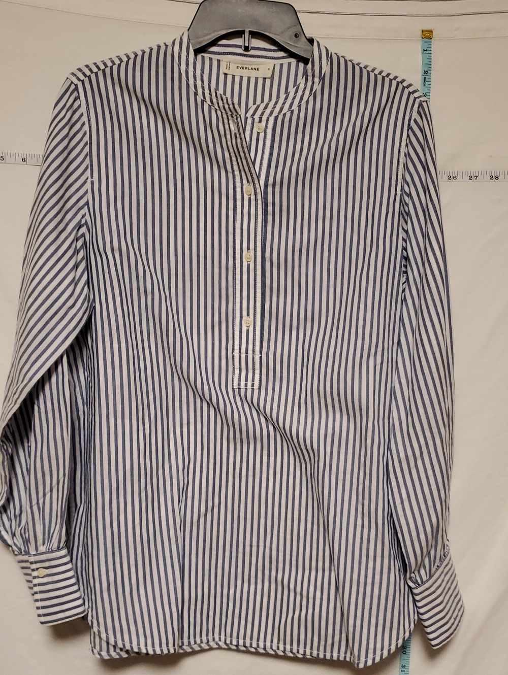 Everlane Blue and White Stripe Grand Collar Shirt Sz 6 Capsule Office Layer
